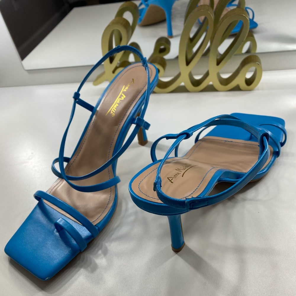 Ava Strappy Heeled Sandals MINOR DAMAGE - Picture 2 of 4
